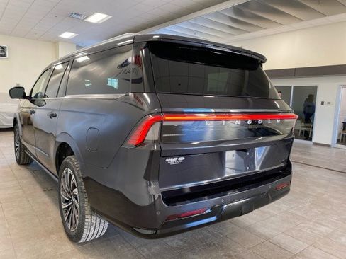 New 2025 Lincoln Navigator L Black Label image 5