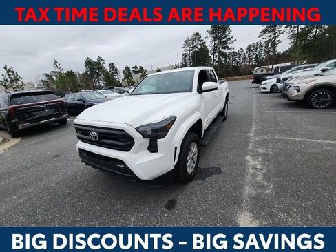 Used 2024 Toyota Tacoma SR5 image 5