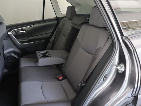 Used 2024 Toyota RAV4 XLE w/ Convenience Package AWD/4WD image 9