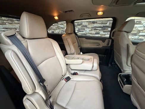 Used 2018 Honda Odyssey EX-L image 31