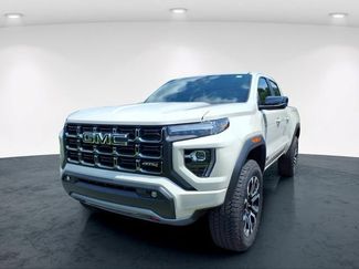 Used 2026 GMC Canyon AT4 w/ Nightfall Essentials Package AWD/4WD video 3