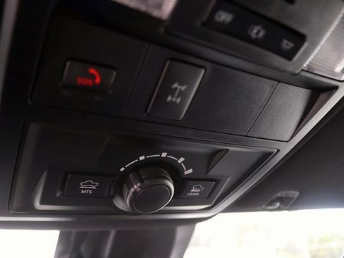 Used 2023 Toyota Tacoma TRD Off-Road image 27