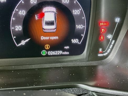 Used 2024 Honda Accord EX image 18