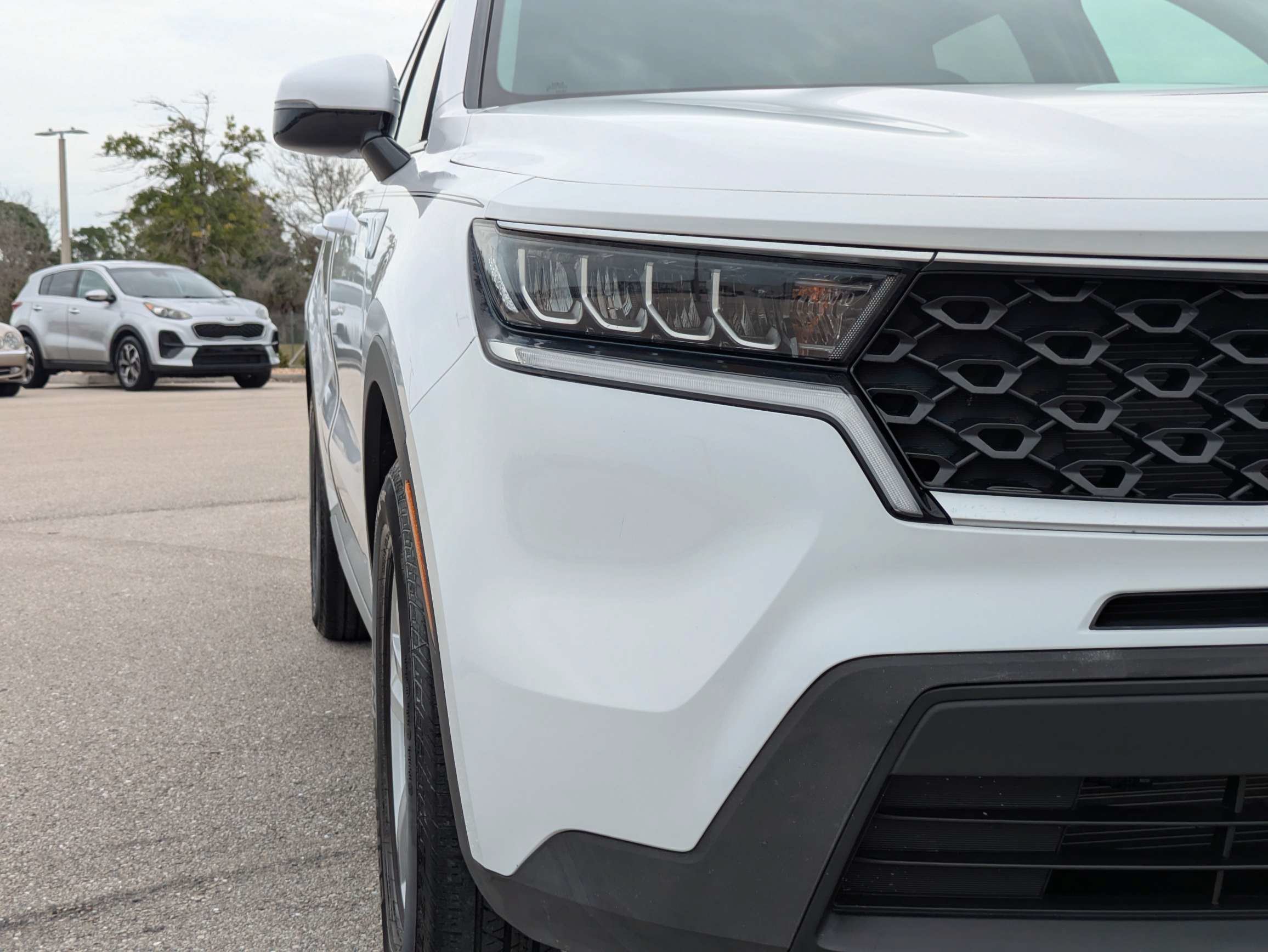 Certified 2023 Kia Sorento LX FWD image 10