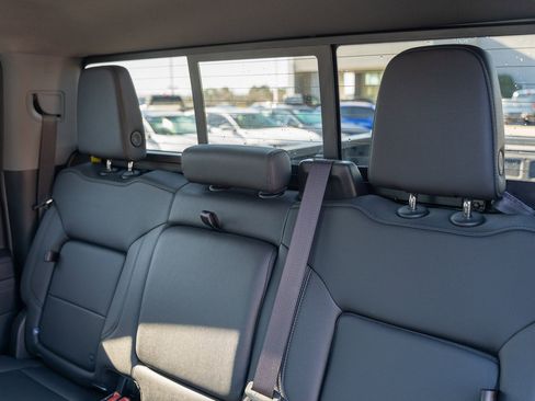 Used 2024 Chevrolet Silverado 2500 LTZ w/ LTZ Plus Package image 28