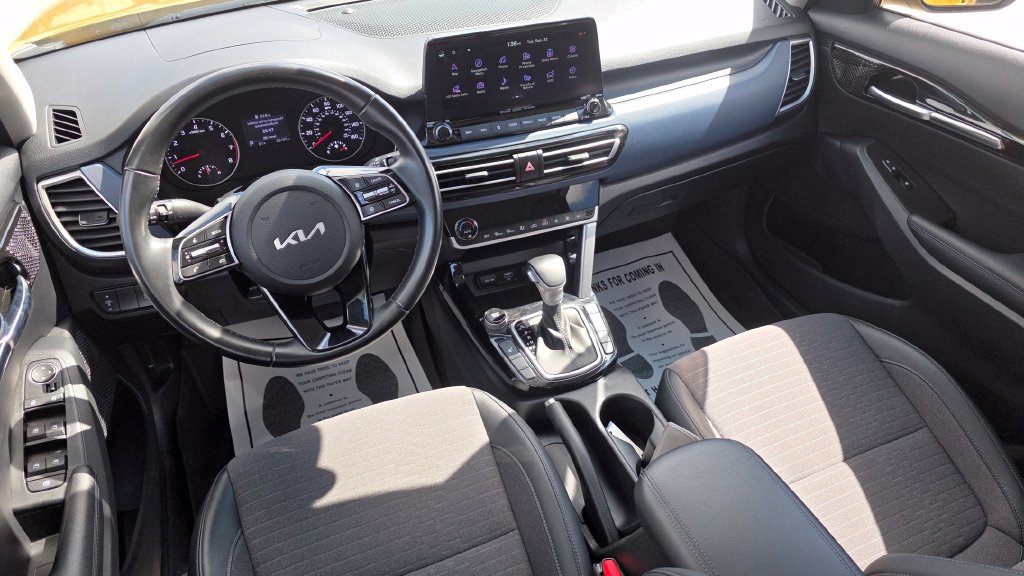 Used 2022 Kia Seltos S AWD/4WD image 23