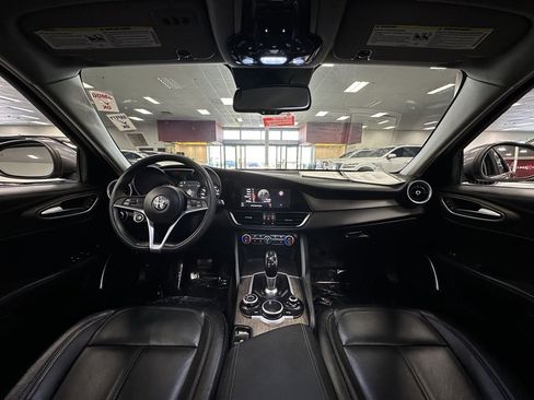 Used 2018 Alfa Romeo Giulia Ti w/ TI Leather Package image 24