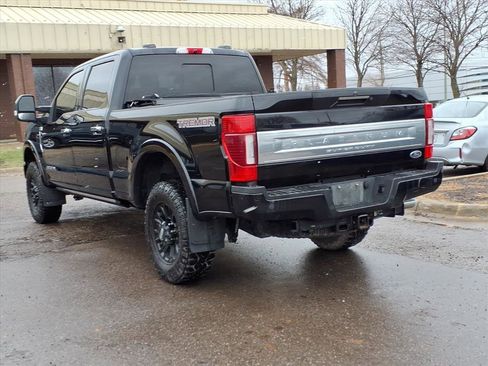 Used 2022 Ford F350 Platinum w/ Tremor Off-Road Package image 3