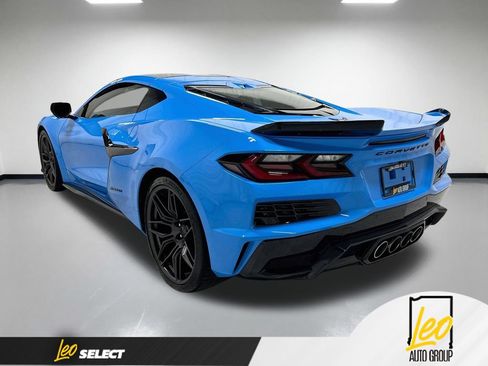 Used 2024 Chevrolet Corvette Z06 RWD image 10
