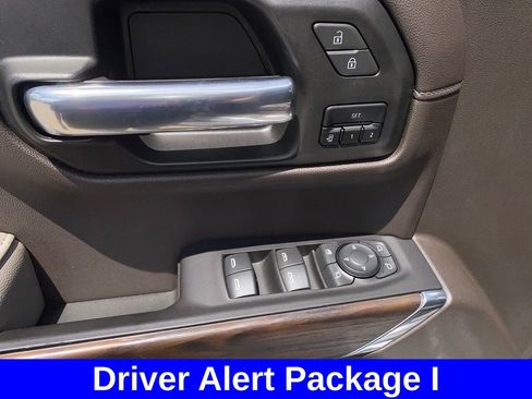 Used 2020 GMC Sierra 1500 SLT w/ SLT Premium Plus Package AWD/4WD image 9