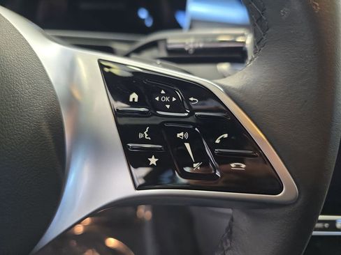 Certified 2025 Mercedes-Benz C 300 Sedan image 20