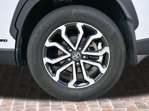 Used 2023 Toyota Corolla Cross AWD Hybrid image 34