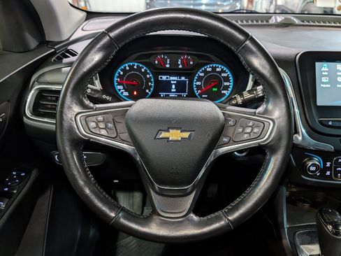 Used 2018 Chevrolet Equinox LT FWD image 32