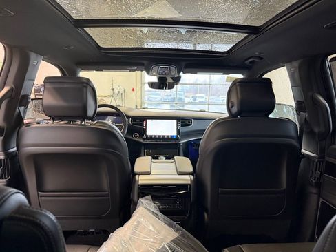 New 2026 Jeep Grand Wagoneer Limited AWD/4WD image 28