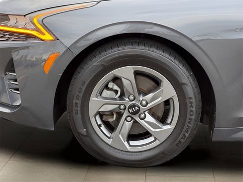 Used 2021 Kia K5 LXS image 35