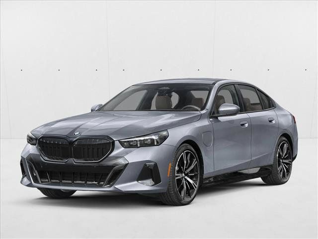 New 2027 BMW 550e xDrive AWD/4WD image 1