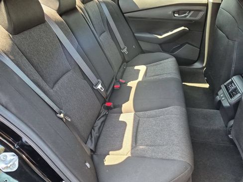 Used 2025 Honda Accord SE image 29