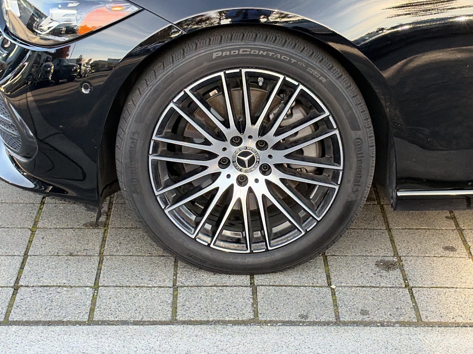 Certified 2025 Mercedes-Benz C 300 4MATIC Sedan image 9