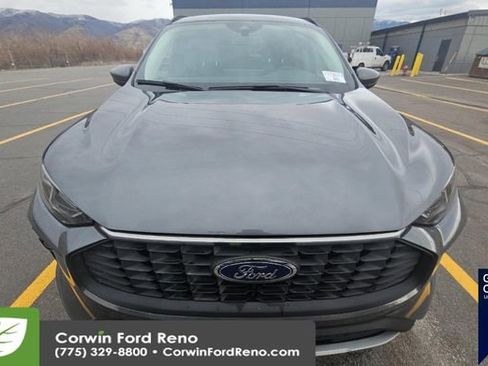 Used 2025 Ford Escape Platinum image 2