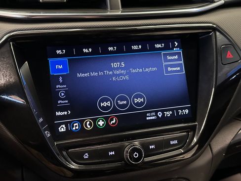 Used 2022 Chevrolet TrailBlazer LT w/ Convenience Package FWD image 13