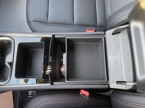 New 2026 Chevrolet Traverse LT w/ Driver Confidence Package image 20