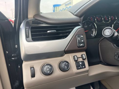 Used 2015 Chevrolet Suburban LTZ AWD/4WD image 15