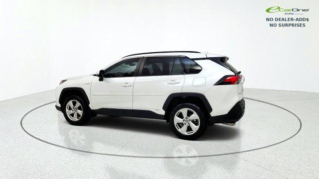 Used 2021 Toyota RAV4 XLE Premium AWD/4WD image 5
