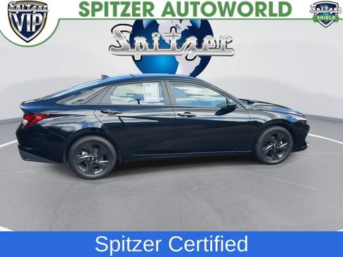 Used 2023 Hyundai Elantra SEL FWD image 2
