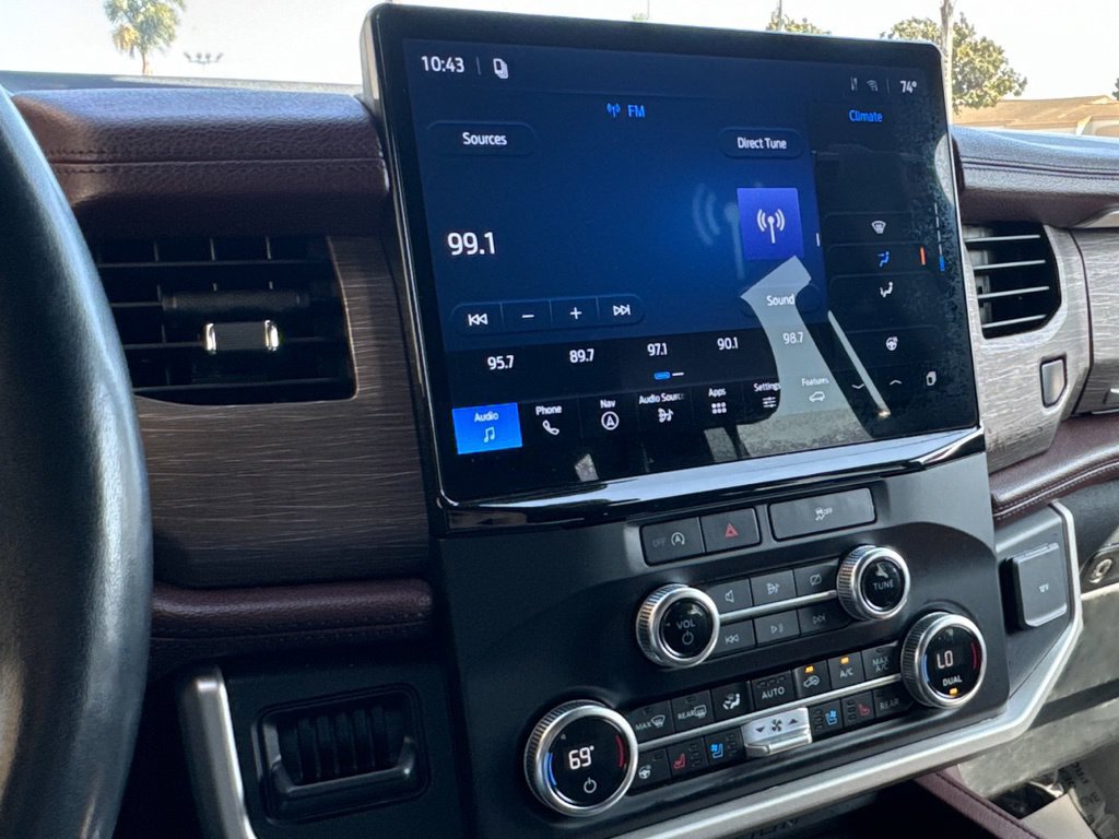Used 2023 Ford Expedition Max Limited RWD image 12