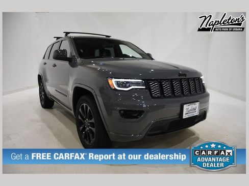 Used 2022 Jeep Grand Cherokee Laredo X image 1