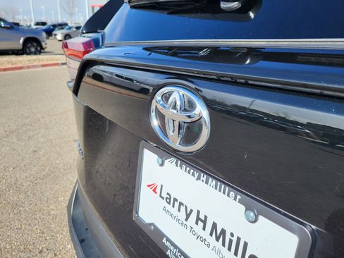 Used 2025 Toyota RAV4 LE image 22