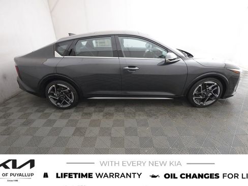 New 2025 Kia K4 GT-Line image 4