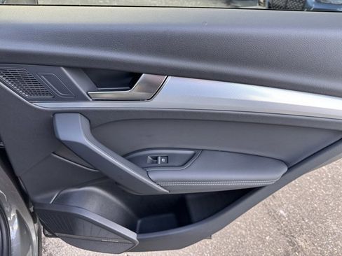 Certified 2025 Audi Q5 2.0T Premium Plus w/ Premium Plus Package image 32