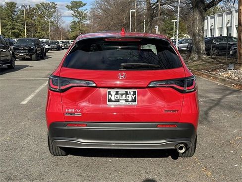Used 2025 Honda HR-V Sport image 4