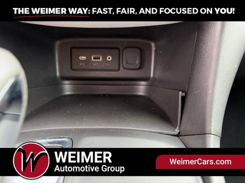 Used 2024 Chevrolet Equinox LS w/ LS Convenience Package AWD/4WD image 33