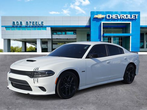 Used 2023 Dodge Charger R/T w/ Blacktop Package RWD image 2