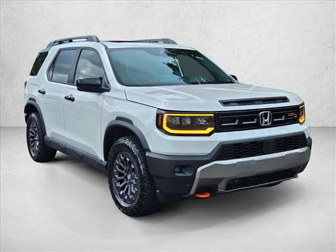 Used 2026 Honda Passport TrailSport image 3