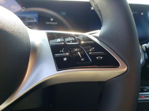 New 2026 Mercedes-Benz GLB 250 GLB 250 image 25