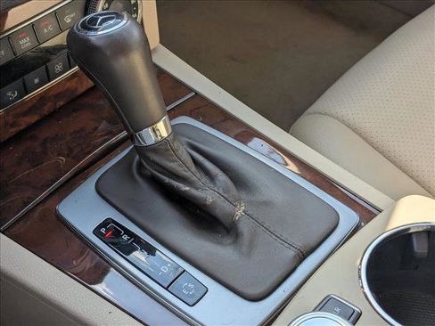 Used 2011 Mercedes-Benz C 300 Sport image 11