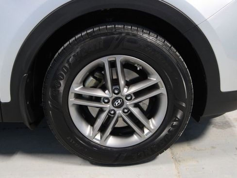 Used 2017 Hyundai Santa Fe Sport image 30