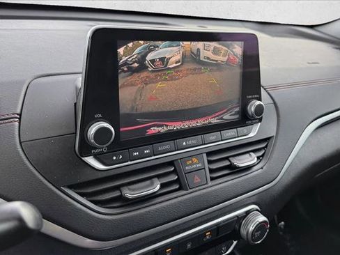 Used 2019 Nissan Altima 2.5 SR image 13