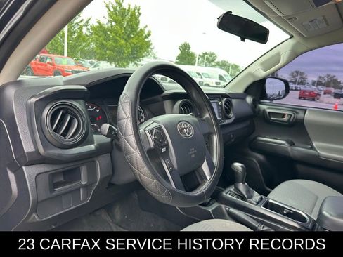 Used 2017 Toyota Tacoma SR AWD/4WD image 13