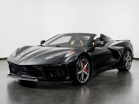 Used 2021 Chevrolet Corvette Stingray Preferred Conv w/ 2LT image 21