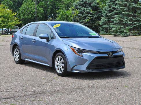 Certified 2024 Toyota Corolla LE FWD image 1