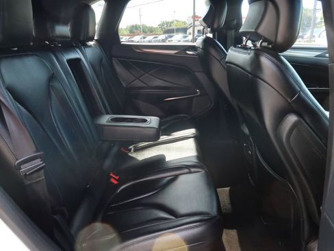 Used 2019 Lincoln MKC Premiere image 8