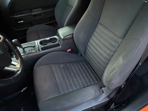 Used 2011 Dodge Challenger R/T w/ Electronics Convenience Group RWD image 15