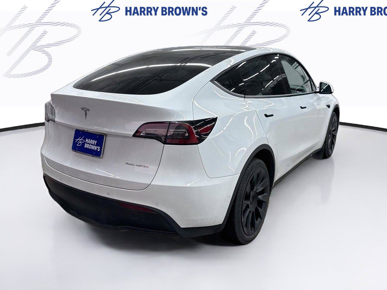 Used 2022 Tesla Model Y Long Range AWD/4WD image 10