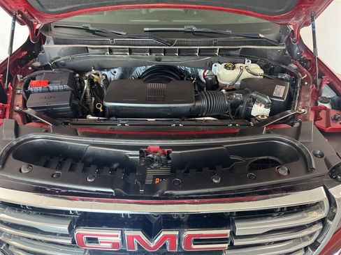 Used 2021 GMC Yukon SLT AWD/4WD image 9
