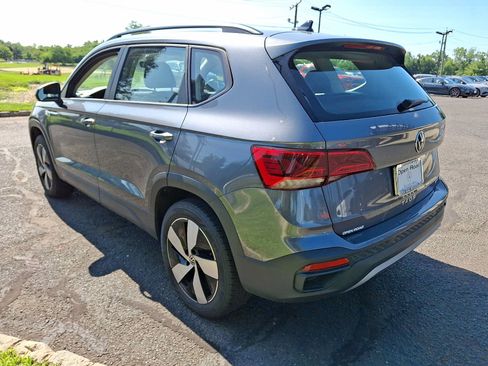 Used 2023 Volkswagen Taos S w/ Driver Assistance Package AWD/4WD image 4