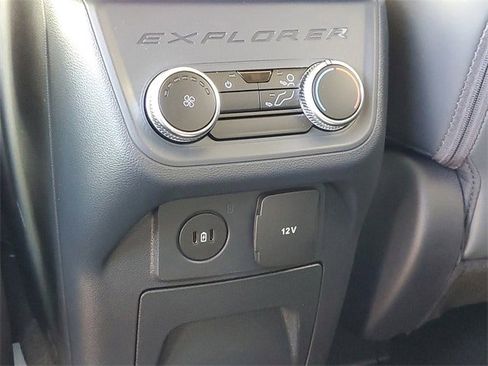 New 2026 Ford Explorer Active image 33